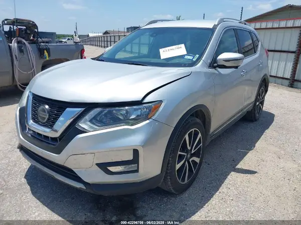 5N1AT2MV8KC744665 2019 NISSAN ROGUE - Image 2