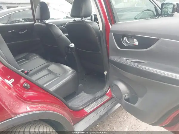 5N1AT2MV8KC745430 2019 NISSAN ROGUE - Image 8