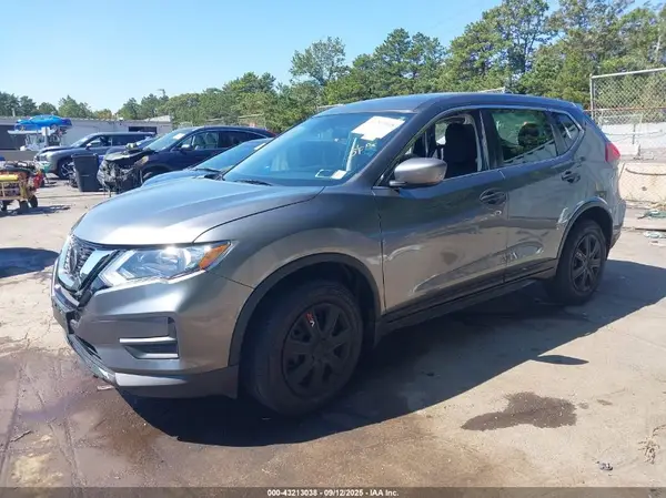 5N1AT2MV8KC747484 2019 NISSAN ROGUE - Image 2