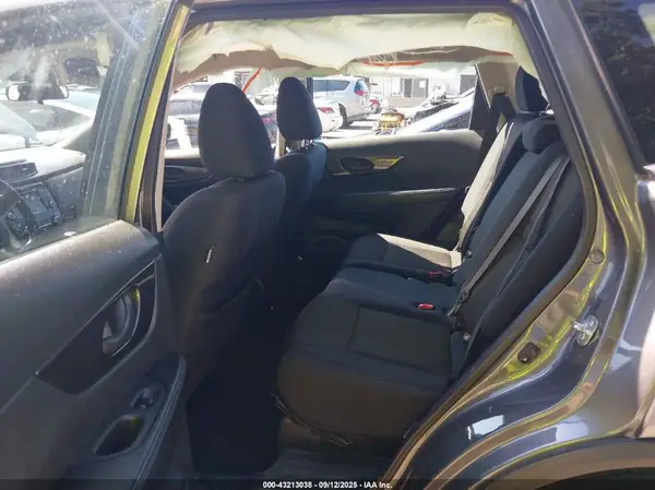 5N1AT2MV8KC747484 2019 NISSAN ROGUE - Image 8