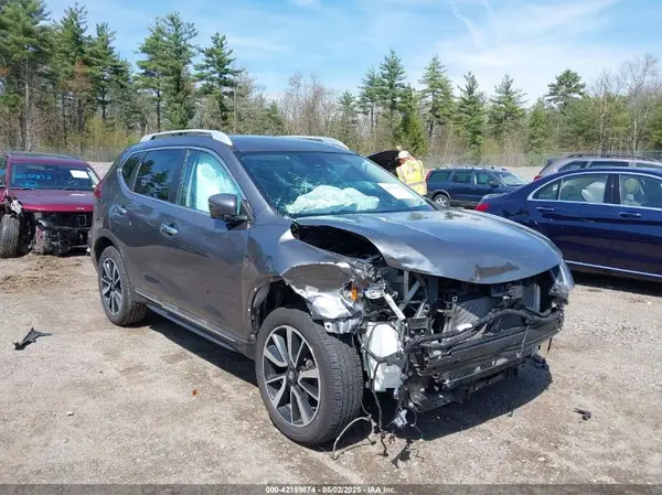 5N1AT2MV8KC748666 2019 NISSAN ROGUE - Image 1