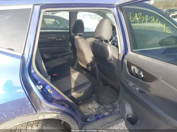 5N1AT2MV8KC757772 2019 NISSAN ROGUE - Image 8