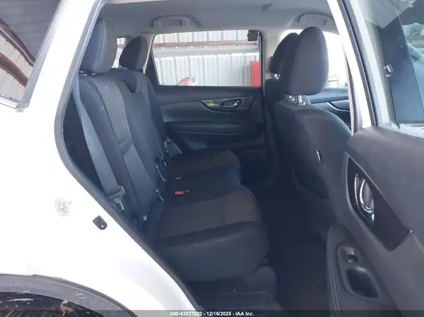 5N1AT2MV8KC771784 2019 NISSAN ROGUE - Image 8