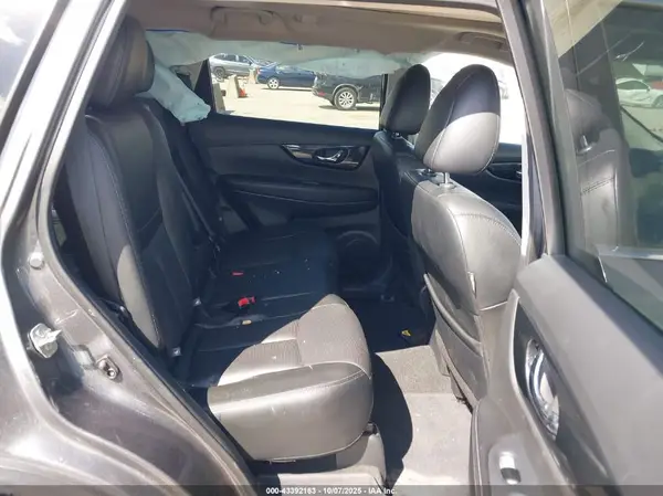 5N1AT2MV8KC786902 2019 NISSAN ROGUE - Image 8