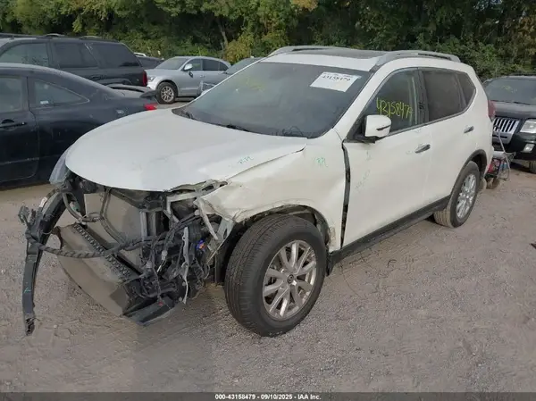 5N1AT2MV8KC790058 2019 NISSAN ROGUE - Image 2