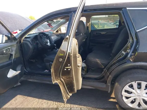 5N1AT2MV8KC798399 2019 NISSAN ROGUE - Image 8