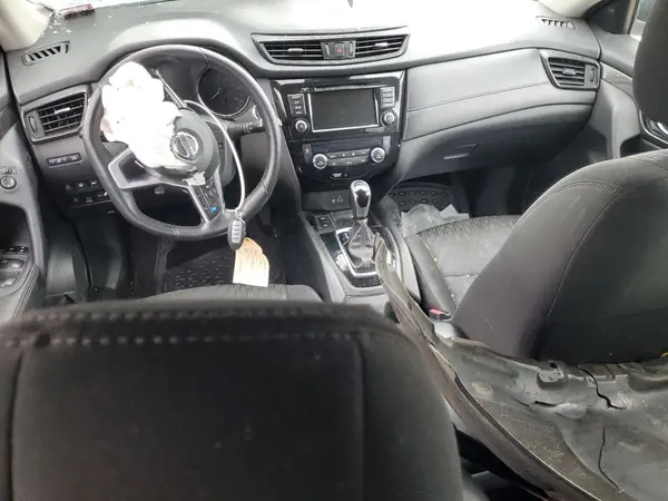 5N1AT2MV8KC800667 2019 NISSAN ROGUE - Image 8