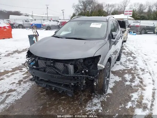 5N1AT2MV8KC822362 2019 NISSAN ROGUE - Image 2
