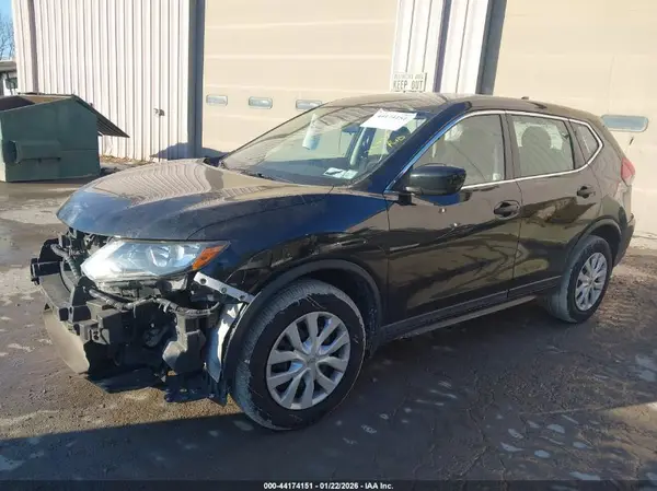 5N1AT2MV8KC826301 2019 NISSAN ROGUE - Image 2
