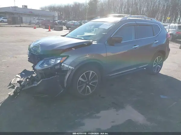 5N1AT2MV8KC827528 2019 NISSAN ROGUE - Image 2