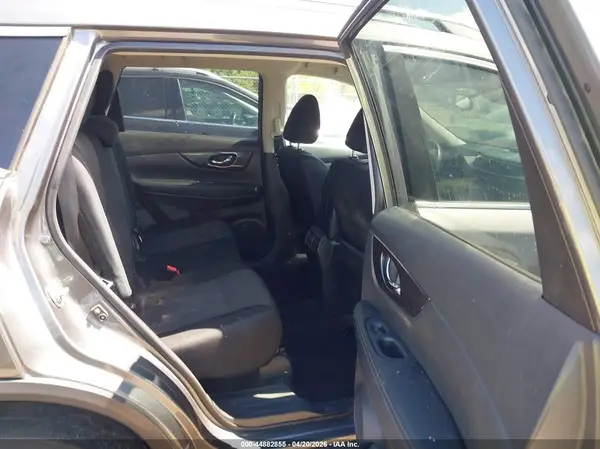 5N1AT2MV8KC828596 2019 NISSAN ROGUE - Image 8