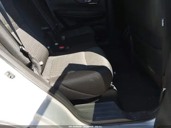 5N1AT2MV8KC830140 2019 NISSAN ROGUE - Image 8