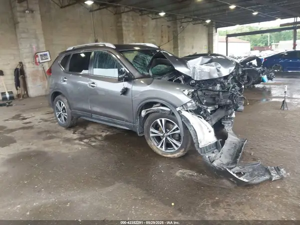 5N1AT2MV8KC839162 2019 NISSAN ROGUE - Image 1