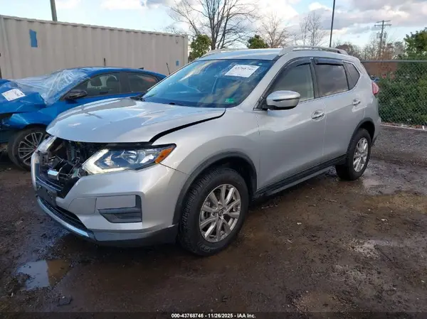 5N1AT2MV8KC840084 2019 NISSAN ROGUE - Image 2