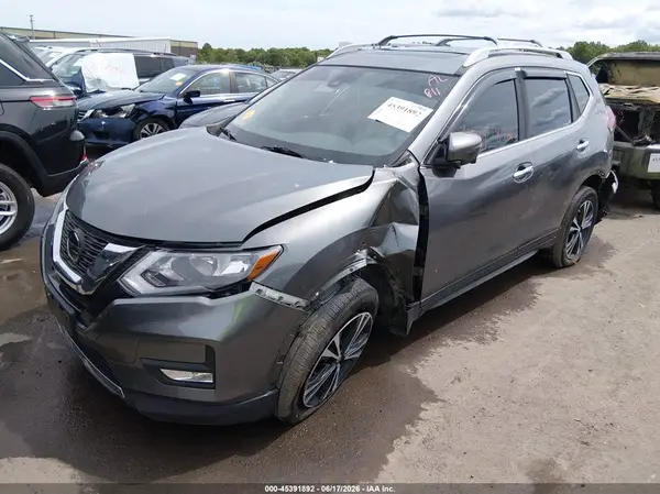 5N1AT2MV8LC718973 2020 NISSAN ROGUE - Image 2