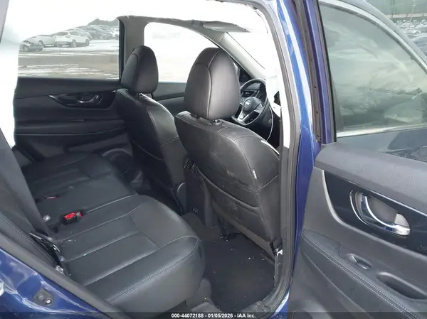 5N1AT2MV8LC746532 2020 NISSAN ROGUE - Image 8