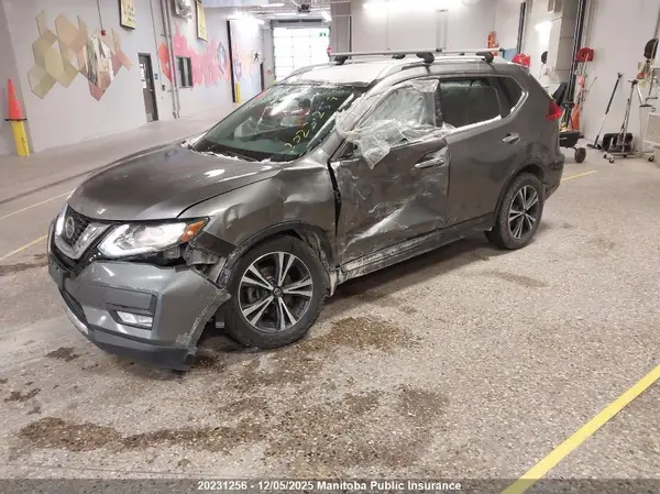 5N1AT2MV8LC769583 2020 NISSAN ROGUE - Image 2