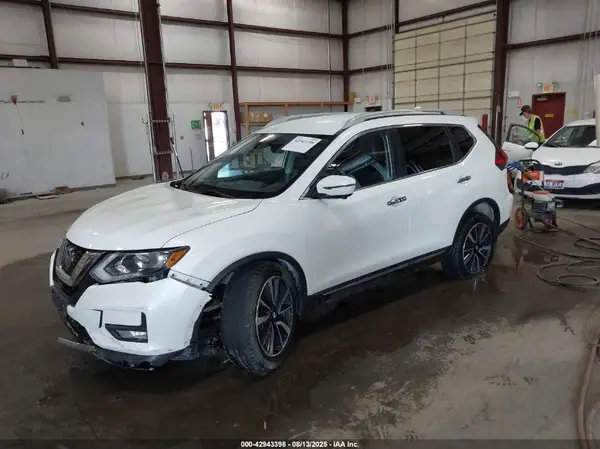 5N1AT2MV8LC770958 2020 NISSAN ROGUE - Image 2
