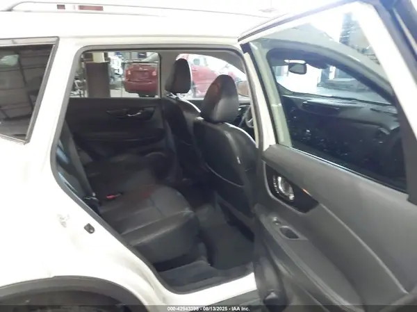 5N1AT2MV8LC770958 2020 NISSAN ROGUE - Image 8