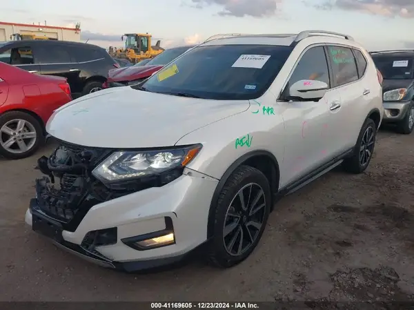 5N1AT2MV8LC788666 2020 NISSAN ROGUE - Image 2