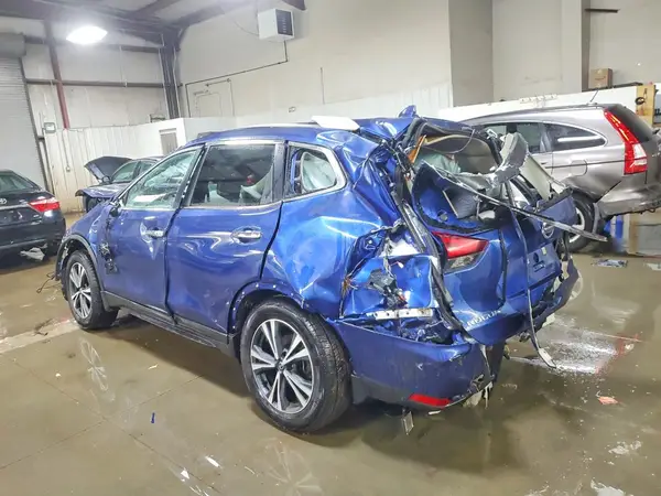 5N1AT2MV8LC812772 2020 NISSAN ROGUE - Image 2