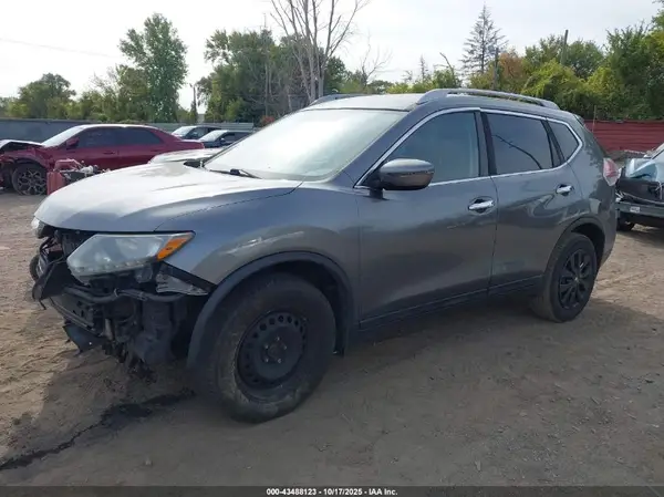 5N1AT2MV9GC735853 2016 NISSAN ROGUE - Image 2