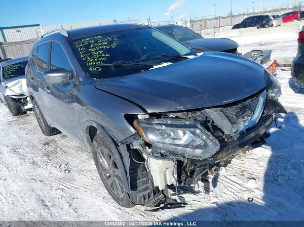 5N1AT2MV9GC768948 2016 NISSAN ROGUE - Image 1