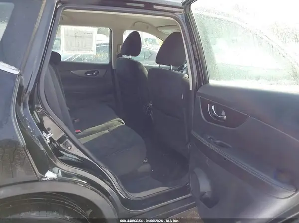 5N1AT2MV9GC774667 2016 NISSAN ROGUE - Image 8