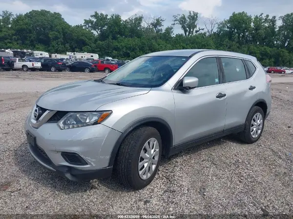 5N1AT2MV9GC795843 2016 NISSAN ROGUE - Image 2