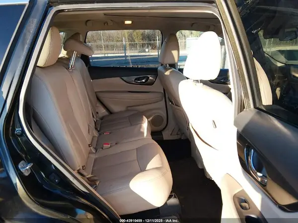 5N1AT2MV9GC811183 2016 NISSAN ROGUE - Image 8