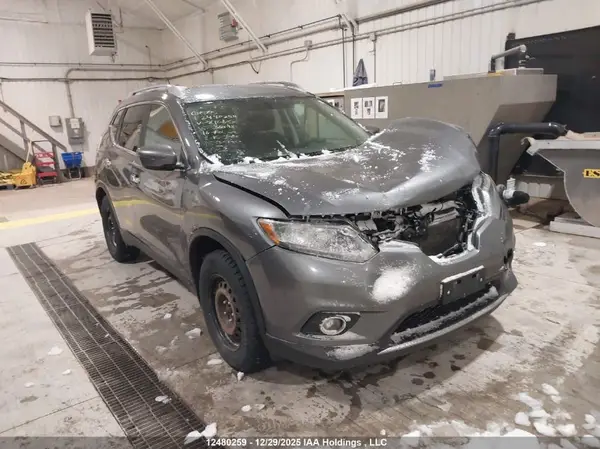 5N1AT2MV9GC816805 2016 NISSAN ROGUE - Image 1