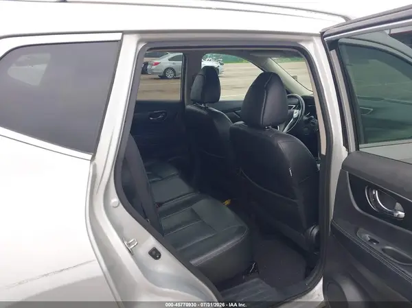 5N1AT2MV9GC841834 2016 NISSAN ROGUE - Image 8