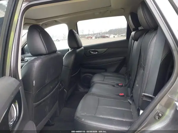 5N1AT2MV9GC867883 2016 NISSAN ROGUE - Image 8