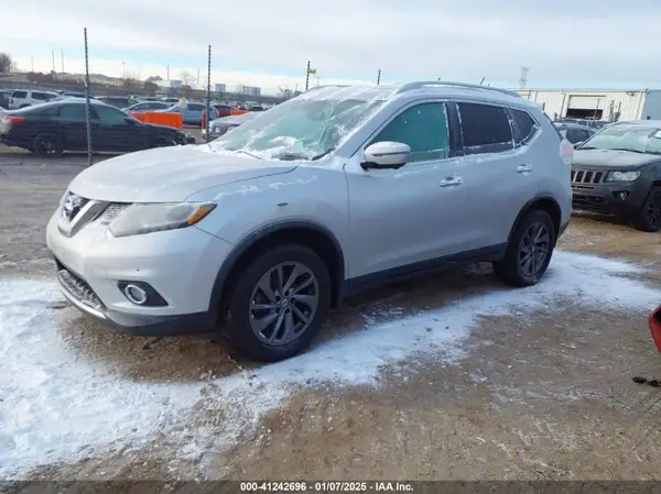 5N1AT2MV9GC871349 2016 NISSAN ROGUE - Image 2