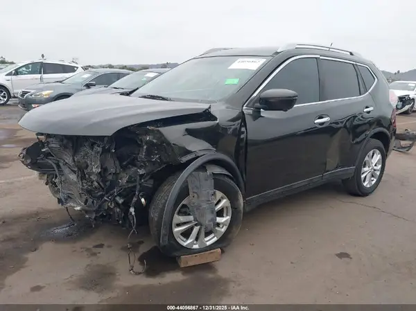 5N1AT2MV9GC876356 2016 NISSAN ROGUE - Image 2