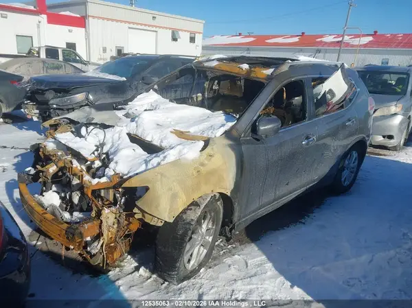 5N1AT2MV9GC885056 2016 NISSAN ROGUE - Image 2