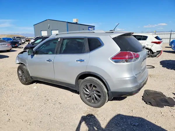 5N1AT2MV9GC899572 2016 NISSAN ROGUE - Image 2