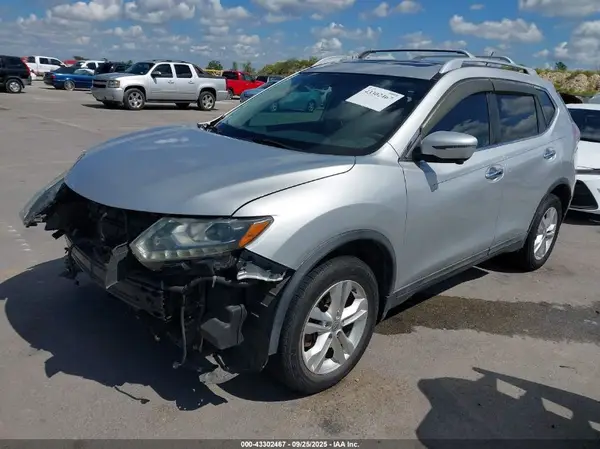 5N1AT2MV9GC914927 2016 NISSAN ROGUE - Image 2
