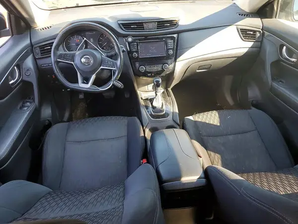 5N1AT2MV9HC730623 2017 NISSAN ROGUE - Image 8