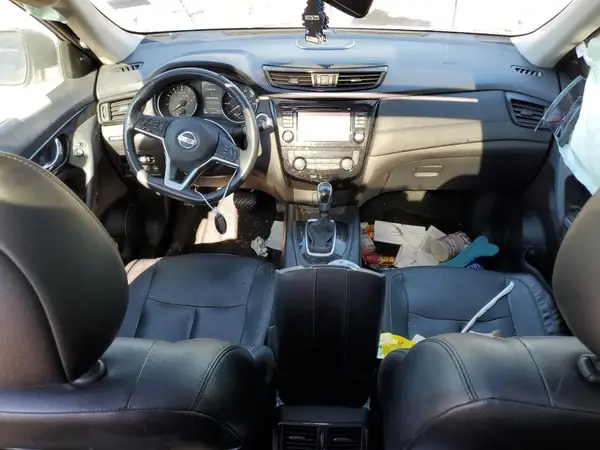 5N1AT2MV9HC734090 2017 NISSAN ROGUE - Image 8