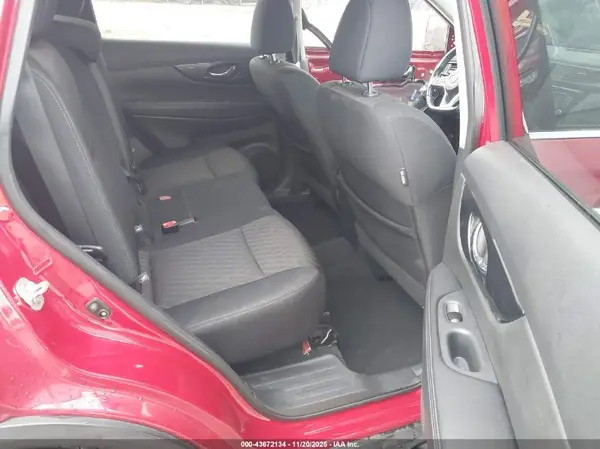 5N1AT2MV9HC737362 2017 NISSAN ROGUE - Image 8