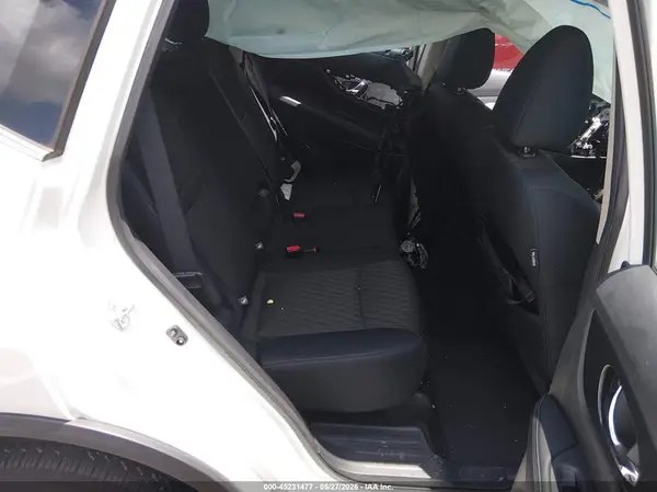 5N1AT2MV9HC737751 2017 NISSAN ROGUE - Image 8