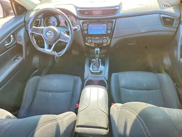 5N1AT2MV9HC738446 2017 NISSAN ROGUE - Image 8