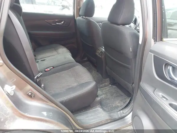 5N1AT2MV9HC738463 2017 NISSAN ROGUE - Image 8