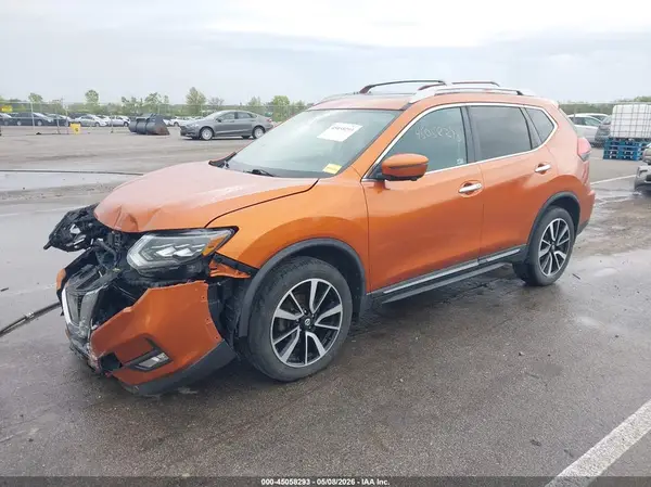 5N1AT2MV9HC740049 2017 NISSAN ROGUE - Image 2