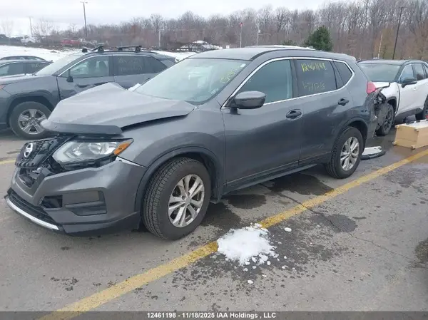 5N1AT2MV9HC741718 2017 NISSAN ROGUE - Image 2