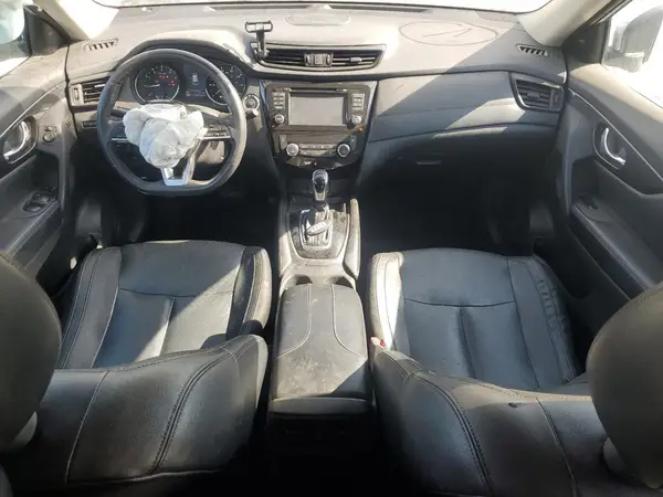 5N1AT2MV9HC742092 2017 NISSAN ROGUE - Image 8