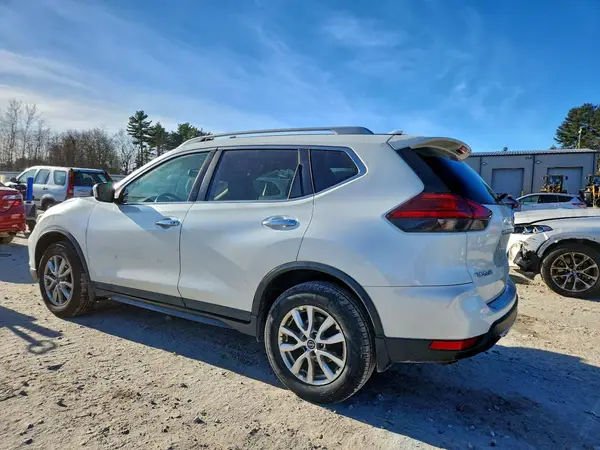 5N1AT2MV9HC744909 2017 NISSAN ROGUE - Image 2
