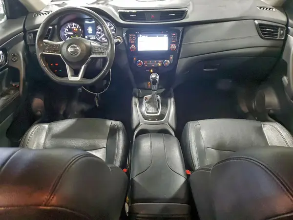 5N1AT2MV9HC745638 2017 NISSAN ROGUE - Image 8