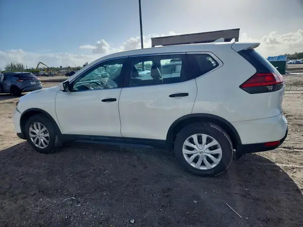 5N1AT2MV9HC745736 2017 NISSAN ROGUE - Image 2